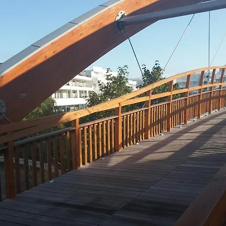 Charming With Terrace And Underground Parking * La Rochelle (Charente-Maritime)